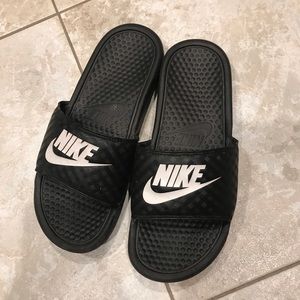 Nike Benassi Slide